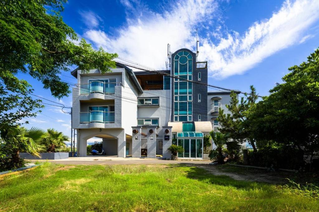 Romance Jeju Pension Экстерьер фото