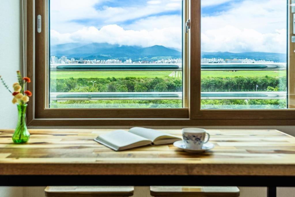 Romance Jeju Pension Экстерьер фото